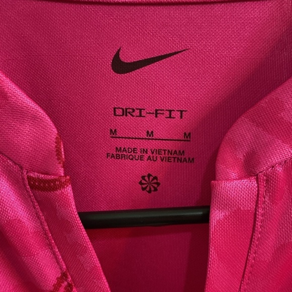 Nike Dri-FIT Victory Womens Golf Polo Paisley Pink Size Medium Split Neck Tennis - Picture 2 of 8